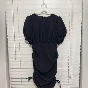 Basic Black Party Dress With A Waist Slit